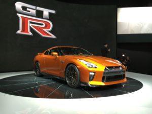 2017 Nissan GT-R angle