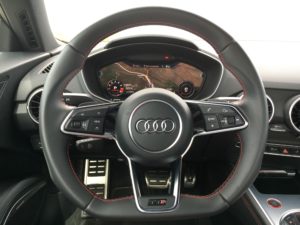 2016 Audi TT-S steering wheel