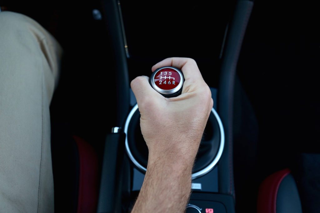 How to drive a manual